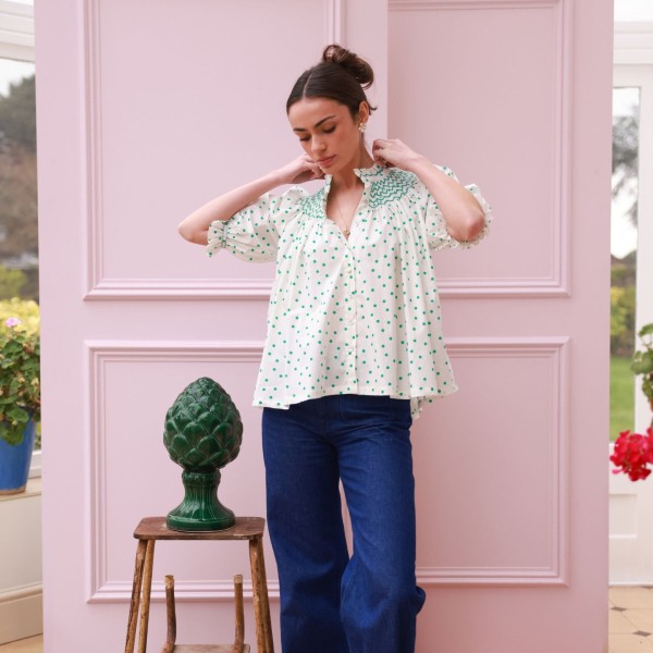 Scholl Blouse Frog Polka cotton with Jade Hand Smocking Edition 59 Scholl Blouse Frog Polka cotton with Jade Hand Smocking Edition 59