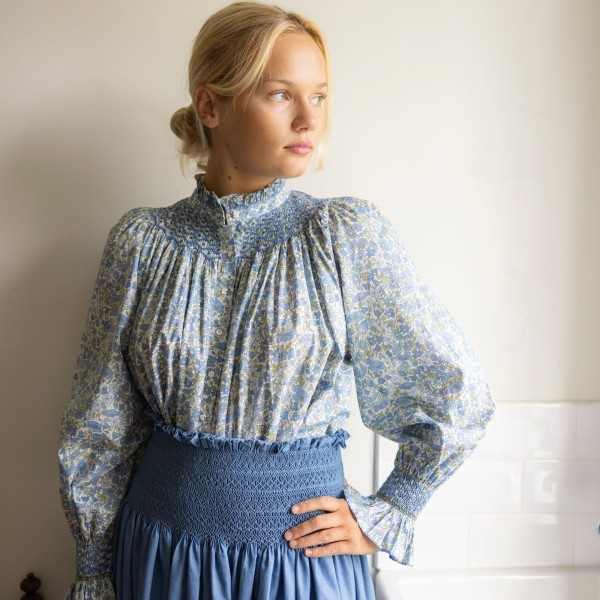 Scholl Blouse with Land and Sea Hand Smocking made with Liberty Poppies and Daisies Edition 50 Scholl Blouse with Land and Sea Hand Smocking made with Liberty Poppies and Daisies Edition 50