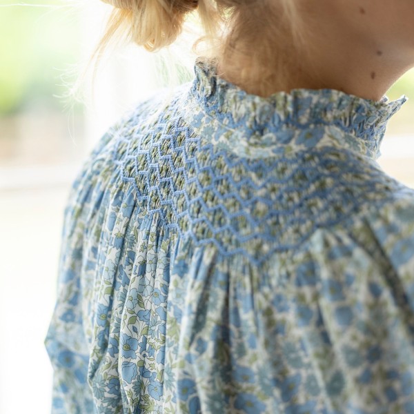Scholl Blouse with Land and Sea Hand Smocking made with Liberty Poppies and Daisies Edition 50 Scholl Blouse with Land and Sea Hand Smocking made with Liberty Poppies and Daisies Edition 50