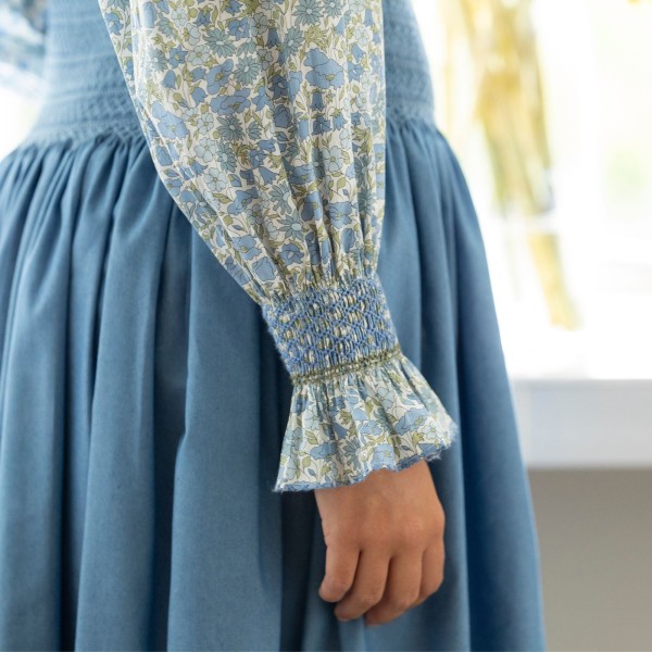 Scholl Blouse with Land and Sea Hand Smocking made with Liberty Poppies and Daisies Edition 50 Scholl Blouse with Land and Sea Hand Smocking made with Liberty Poppies and Daisies Edition 50