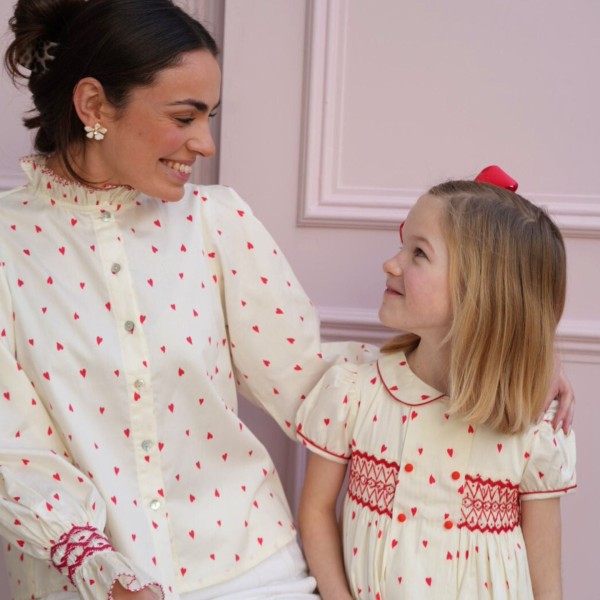 Shelley Blouse Loveheart Cotton Lawn with My Funny Valentine Hand Smocking Edition 22 Shelley Blouse Loveheart Cotton Lawn with My Funny Valentine Hand Smocking Edition 22